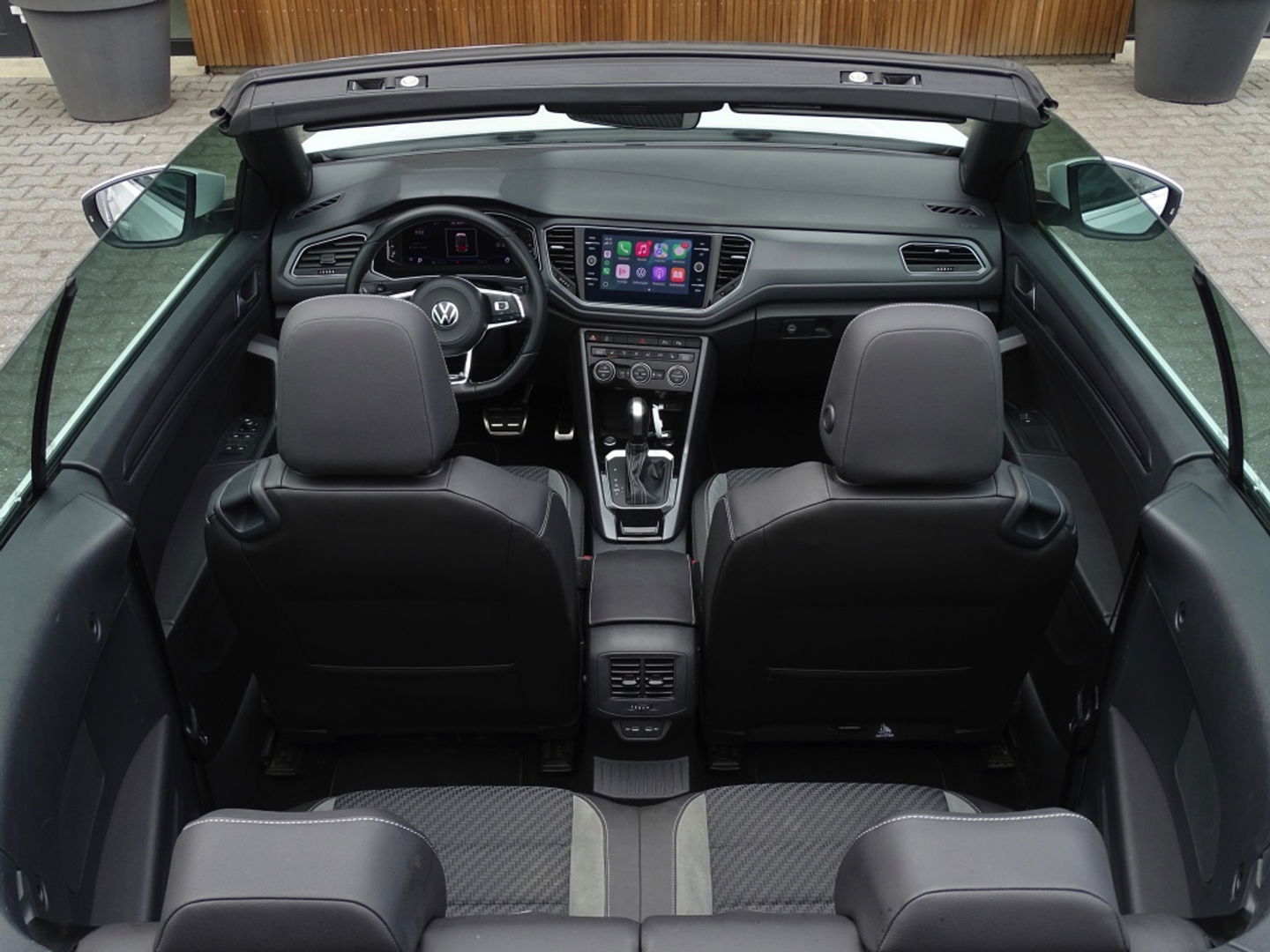 Volkswagen T-Roc Cabrio 1.5 TSI DSG automaat / R-Line / 2021 / LED *NAP*