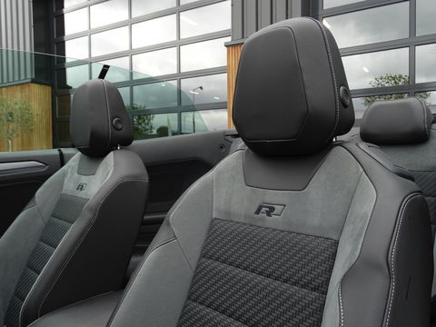 Volkswagen T-Roc Cabrio 1.5 TSI DSG automaat / R-Line / 2021 / LED *NAP*