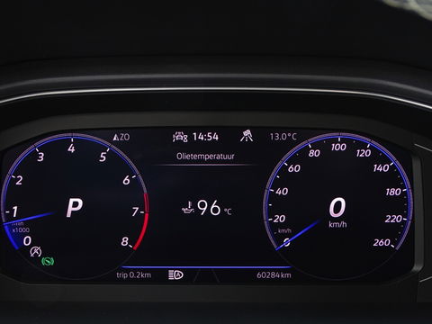 Volkswagen T-Roc Cabrio 1.5 TSI DSG automaat / R-Line / 2021 / LED *NAP*