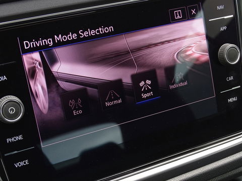 Volkswagen T-Roc Cabrio 1.5 TSI DSG automaat / R-Line / 2021 / LED *NAP*