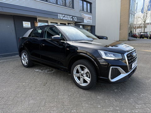 Audi Q2 35 TFSI S-line Edition CarPlay l stoel verwarming l rijklaarprijs