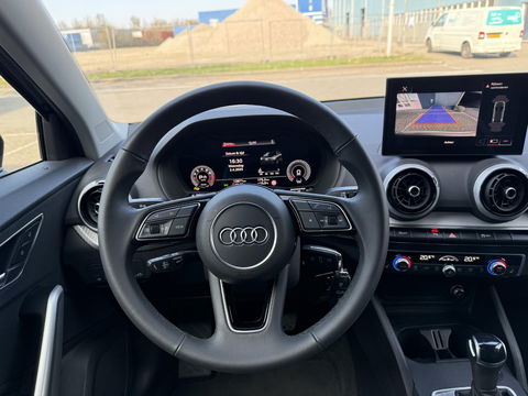 Audi Q2 35 TFSI S-line Edition CarPlay l stoel verwarming l rijklaarprijs