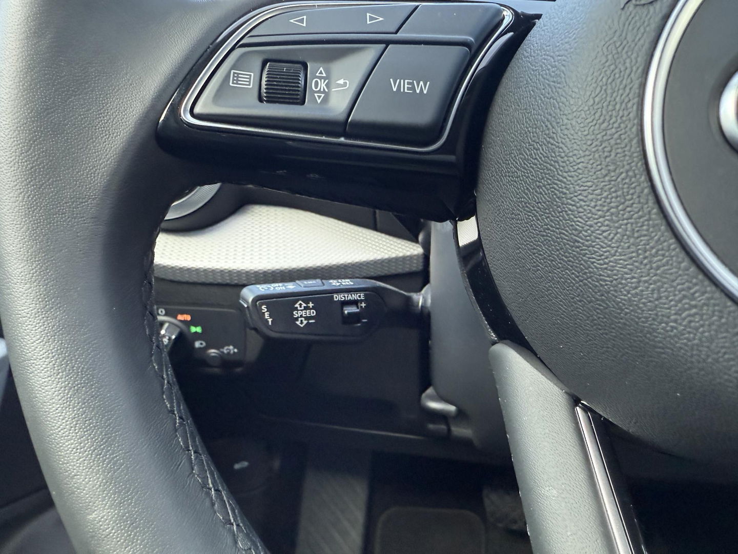 Audi Q2 35 TFSI S-line Edition CarPlay l stoel verwarming l rijklaarprijs