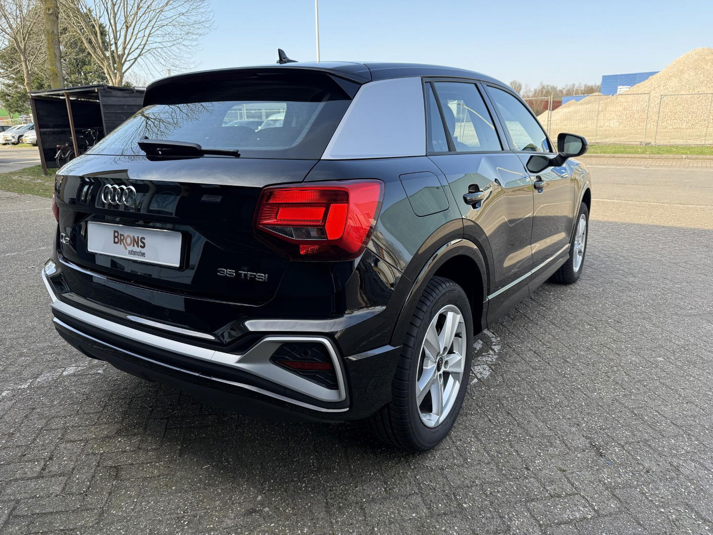 Audi Q2 35 TFSI S-line Edition CarPlay l stoel verwarming l rijklaarprijs