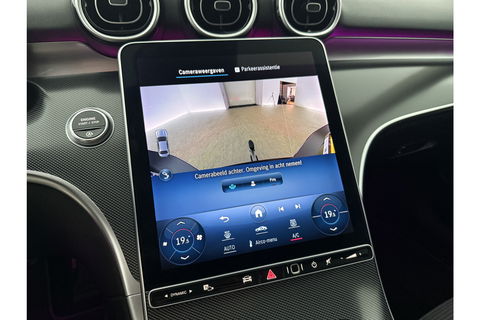 Mercedes-Benz C-Klasse 180 AMG Luxury Line 170PK Sfeerverl. Camera Carplay LED Trekhaak Burmester Clima Cruise Navi Virtual 18"LMV PDC