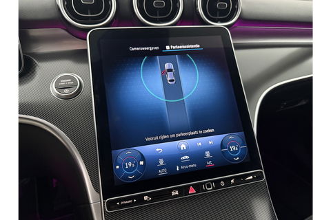 Mercedes-Benz C-Klasse 180 AMG Luxury Line 170PK Sfeerverl. Camera Carplay LED Trekhaak Burmester Clima Cruise Navi Virtual 18"LMV PDC
