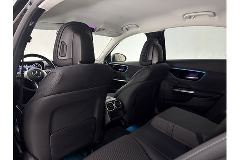 Mercedes-Benz C-Klasse 180 AMG Luxury Line 170PK Sfeerverl. Camera Carplay LED Trekhaak Burmester Clima Cruise Navi Virtual 18"LMV PDC