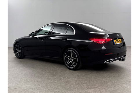 Mercedes-Benz C-Klasse 180 AMG Luxury Line 170PK Sfeerverl. Camera Carplay LED Trekhaak Burmester Clima Cruise Navi Virtual 18"LMV PDC