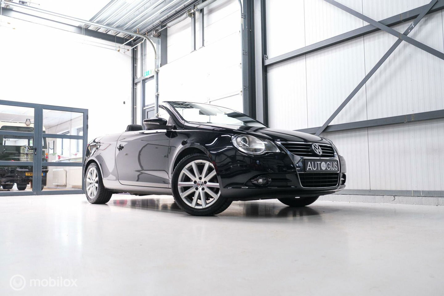 Volkswagen Eos 1.4 TSI Highline | Leder | Glazen schuifdak | Stoelverwarming | Navigatie | PDC | NL auto NAP | Cruise | Clima |
