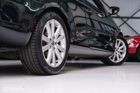 Volkswagen Eos 1.4 TSI Highline | Leder | Glazen schuifdak | Stoelverwarming | Navigatie | PDC | NL auto NAP | Cruise | Clima |