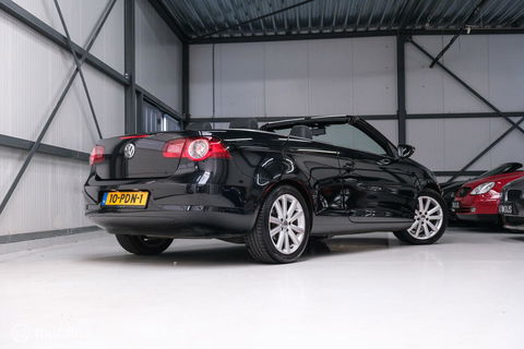 Volkswagen Eos 1.4 TSI Highline | Leder | Glazen schuifdak | Stoelverwarming | Navigatie | PDC | NL auto NAP | Cruise | Clima |