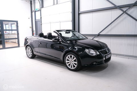 Volkswagen Eos 1.4 TSI Highline | Leder | Glazen schuifdak | Stoelverwarming | Navigatie | PDC | NL auto NAP | Cruise | Clima |