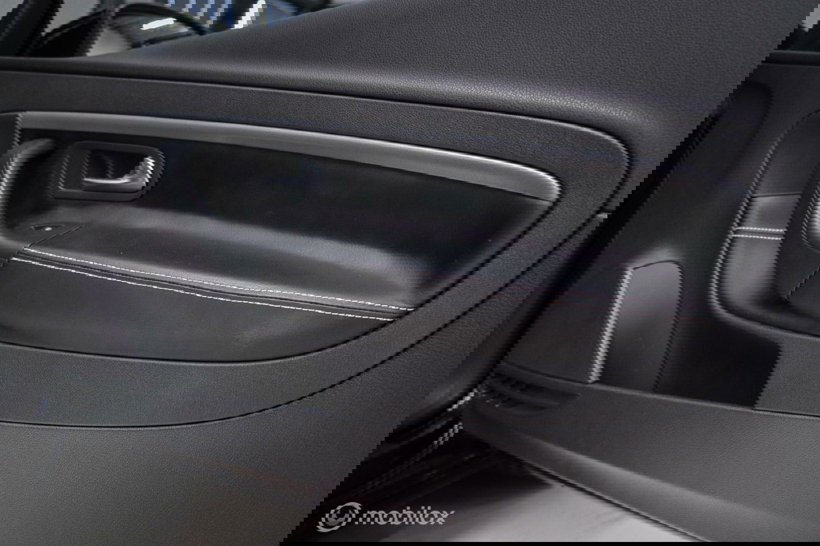 Volkswagen Eos 1.4 TSI Highline | Leder | Glazen schuifdak | Stoelverwarming | Navigatie | PDC | NL auto NAP | Cruise | Clima |