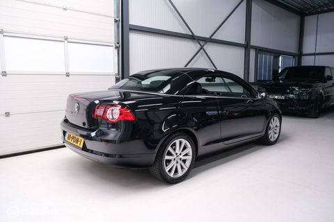 Volkswagen Eos 1.4 TSI Highline | Leder | Glazen schuifdak | Stoelverwarming | Navigatie | PDC | NL auto NAP | Cruise | Clima |