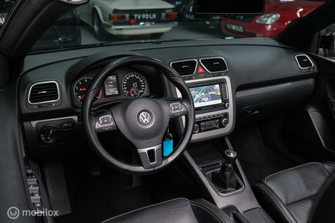 Volkswagen Eos 1.4 TSI Highline | Leder | Glazen schuifdak | Stoelverwarming | Navigatie | PDC | NL auto NAP | Cruise | Clima |