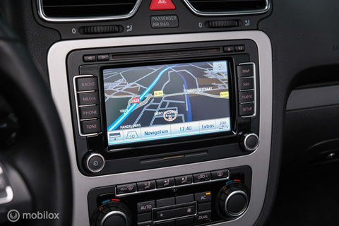 Volkswagen Eos 1.4 TSI Highline | Leder | Glazen schuifdak | Stoelverwarming | Navigatie | PDC | NL auto NAP | Cruise | Clima |