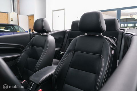 Volkswagen Eos 1.4 TSI Highline | Leder | Glazen schuifdak | Stoelverwarming | Navigatie | PDC | NL auto NAP | Cruise | Clima |