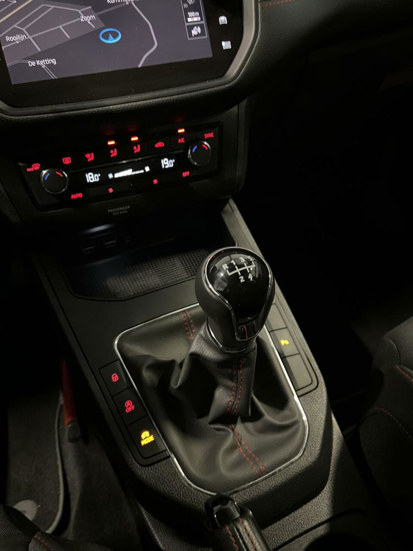 SEAT Ibiza 1.0 TSI FR Clima Camera Sfeer PDC LED Carplay NAP