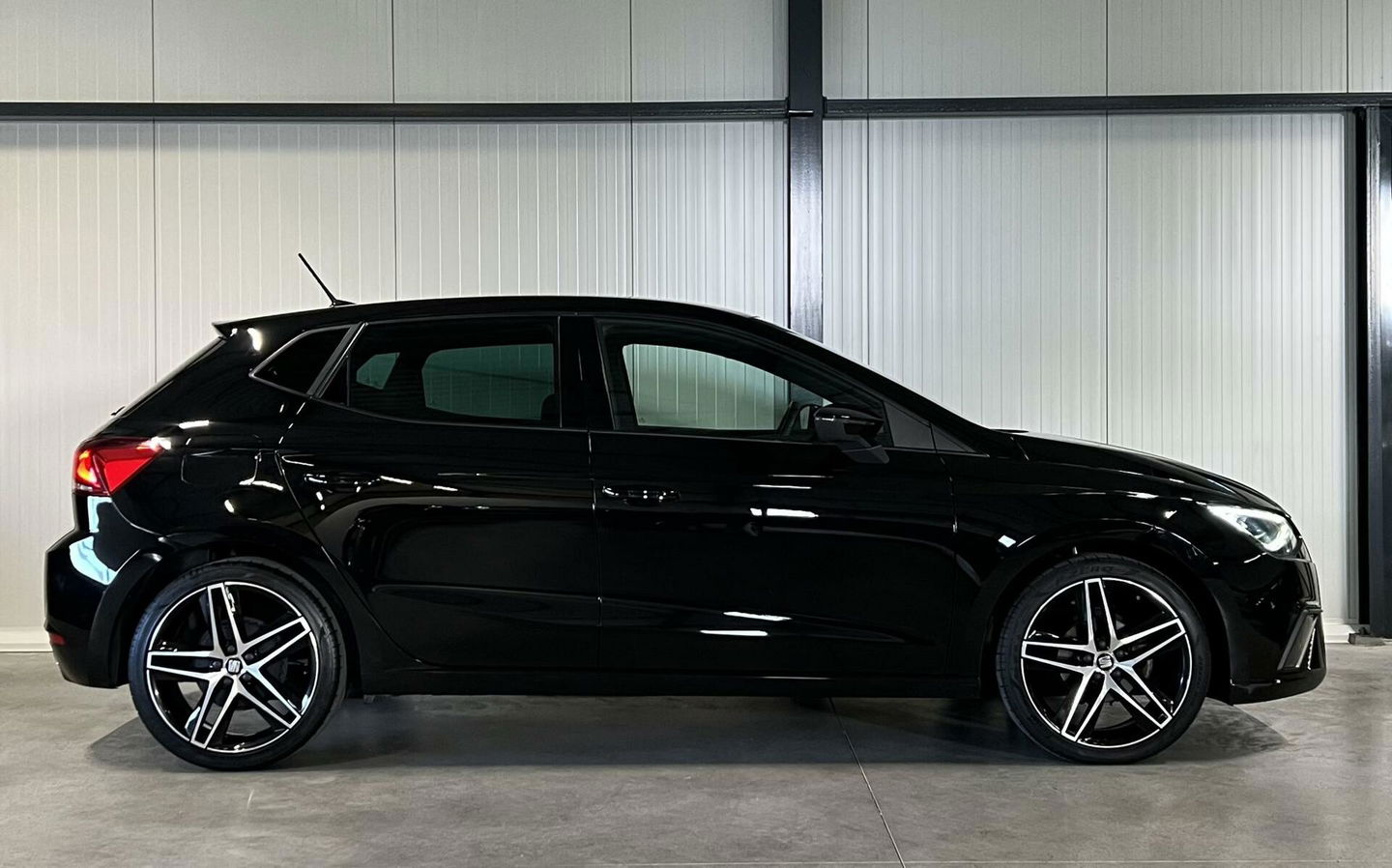 SEAT Ibiza 1.0 TSI FR Clima Camera Sfeer PDC LED Carplay NAP