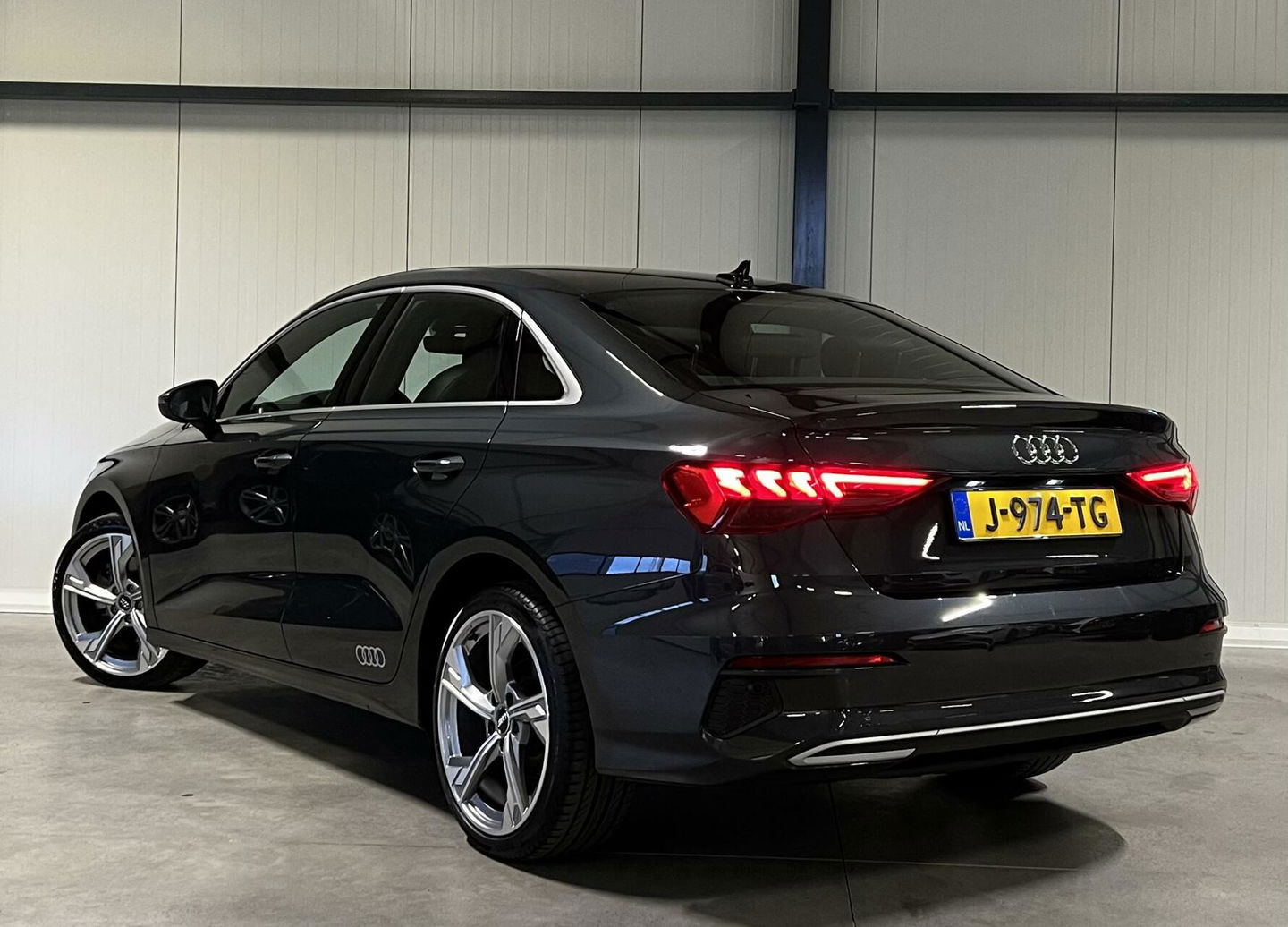 Audi A3 Limousine 35 TFSI S-line edition one Virtual Sfeer