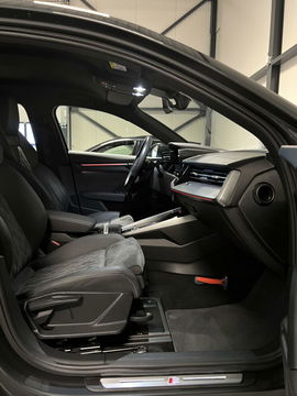 Audi A3 Limousine 35 TFSI S-line edition one Virtual Sfeer
