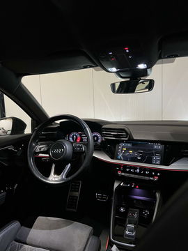 Audi A3 Limousine 35 TFSI S-line edition one Virtual Sfeer