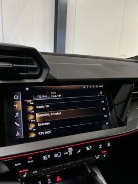 Audi A3 Limousine 35 TFSI S-line edition one Virtual Sfeer