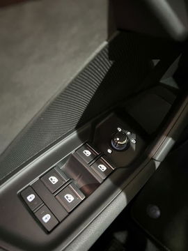 Audi A3 Limousine 35 TFSI S-line edition one Virtual Sfeer