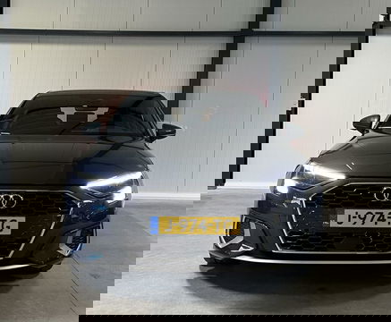 Audi A3 Limousine 35 TFSI S-line edition one Virtual Sfeer