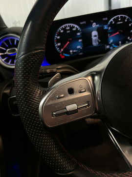 Mercedes-Benz A-Klasse 180 AMG Pano Sfeer Camera Night pakket