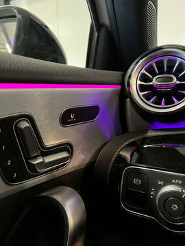 Mercedes-Benz A-Klasse 180 AMG Pano Sfeer Camera Night pakket