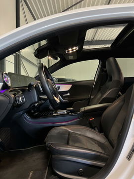 Mercedes-Benz A-Klasse 180 AMG Pano Sfeer Camera Night pakket