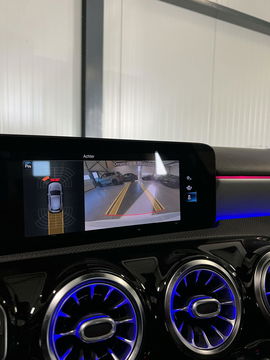 Mercedes-Benz A-Klasse 180 AMG Pano Sfeer Camera Night pakket