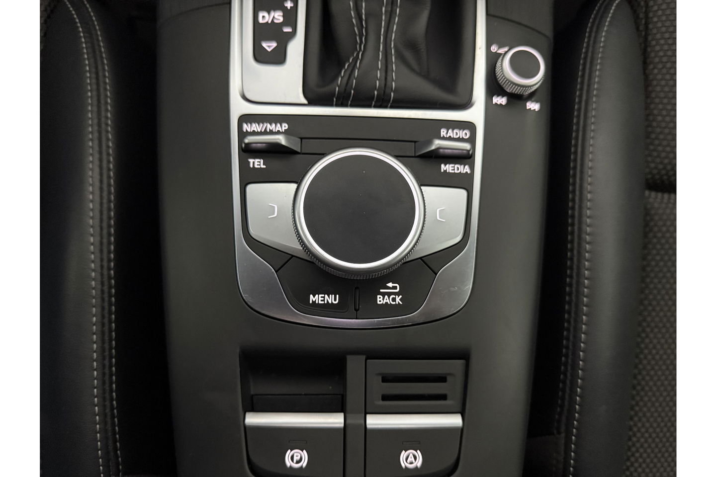 Audi A3 35 TFSI S Line 150PK Pano LED Carplay Cruise Clima Virtual Navi PDC 18''LMV
