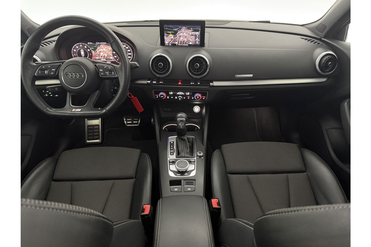 Audi A3 35 TFSI S Line 150PK Pano LED Carplay Cruise Clima Virtual Navi PDC 18''LMV