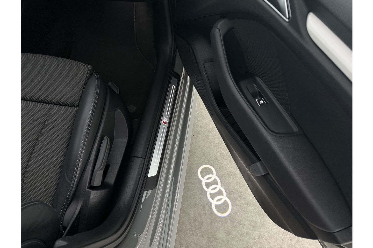 Audi A3 35 TFSI S Line 150PK Pano LED Carplay Cruise Clima Virtual Navi PDC 18''LMV