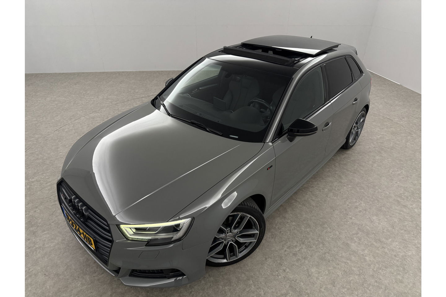Audi A3 35 TFSI S Line 150PK Pano LED Carplay Cruise Clima Virtual Navi PDC 18''LMV