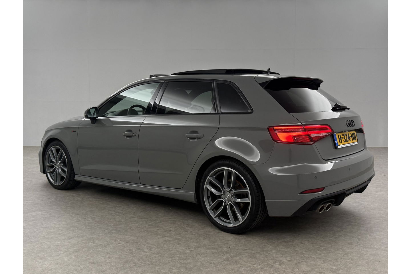 Audi A3 35 TFSI S Line 150PK Pano LED Carplay Cruise Clima Virtual Navi PDC 18''LMV