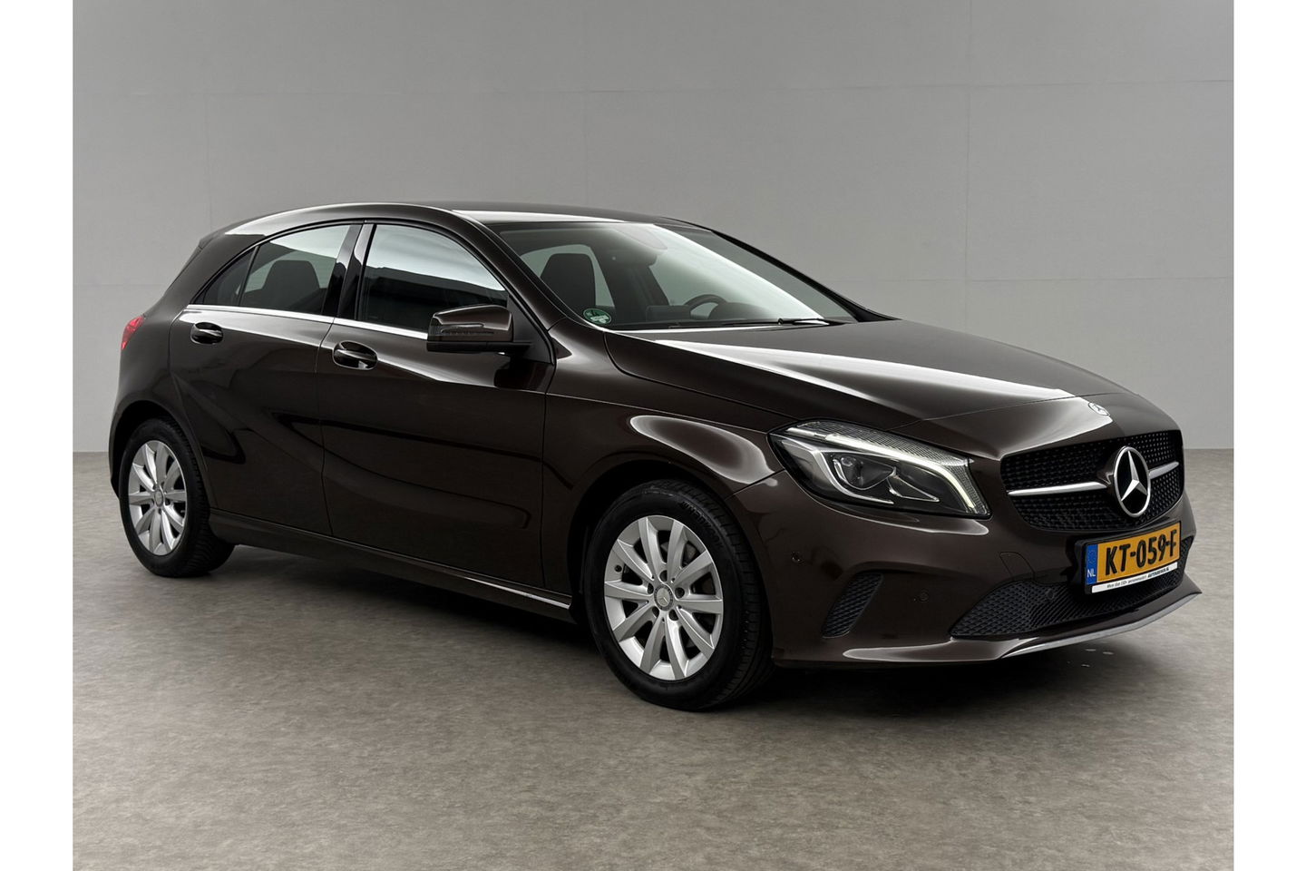 Mercedes-Benz A-Klasse Ambition Airco Cruise LED Navigatie PDC 16"LMV