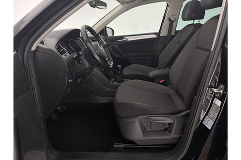Volkswagen Tiguan 1.4 TSI Pano LED Camera Carplay Adaptive-Cruise Clima Navi PDC 17"LMV