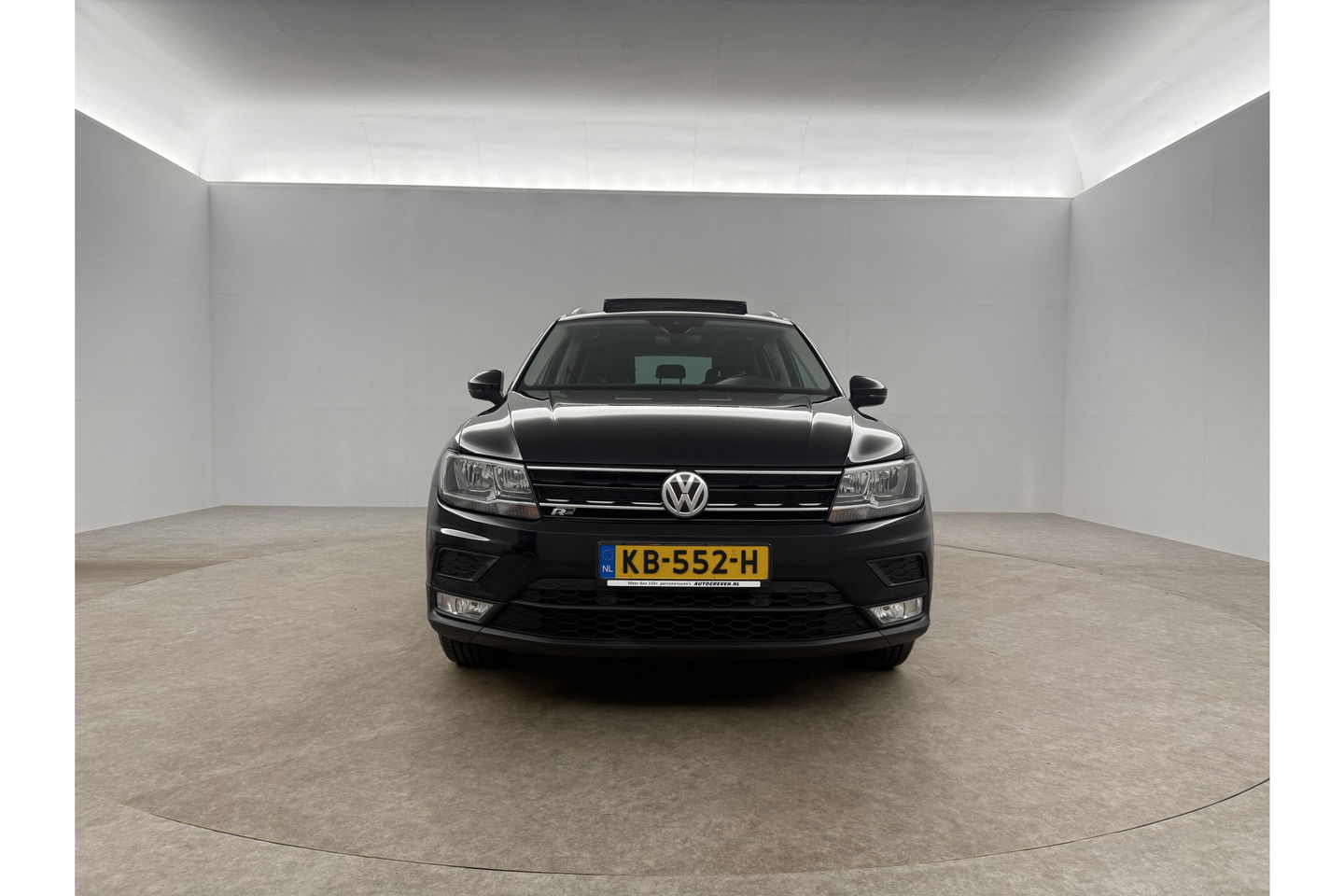 Volkswagen Tiguan 1.4 TSI Pano LED Camera Carplay Adaptive-Cruise Clima Navi PDC 17"LMV