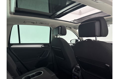 Volkswagen Tiguan 1.4 TSI Pano LED Camera Carplay Adaptive-Cruise Clima Navi PDC 17"LMV