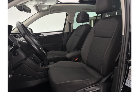 Volkswagen Tiguan 1.4 TSI Pano LED Camera Carplay Adaptive-Cruise Clima Navi PDC 17"LMV