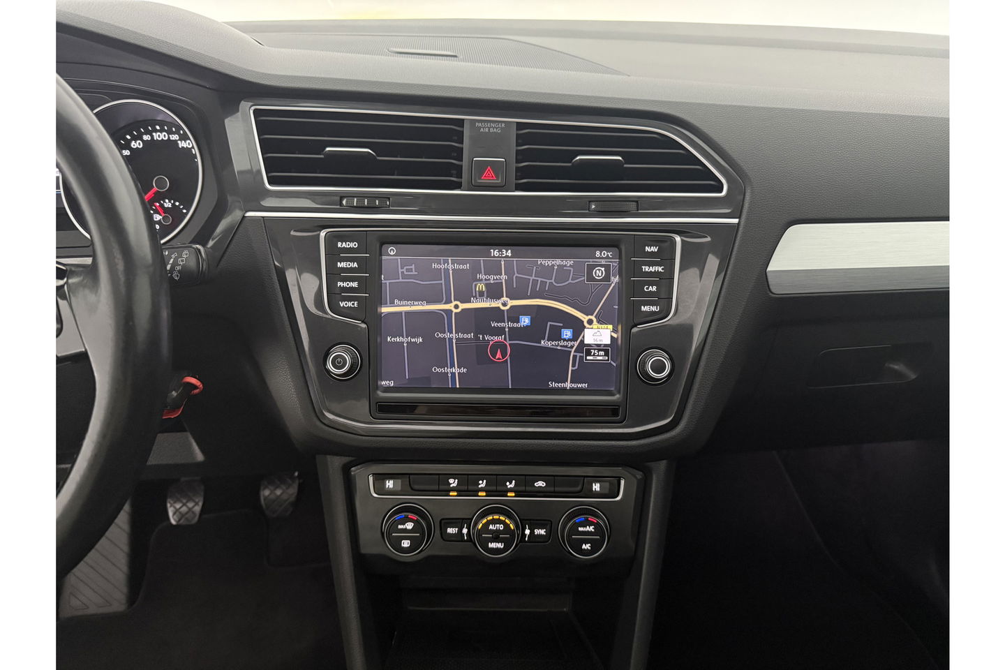 Volkswagen Tiguan 1.4 TSI Pano LED Camera Carplay Adaptive-Cruise Clima Navi PDC 17"LMV