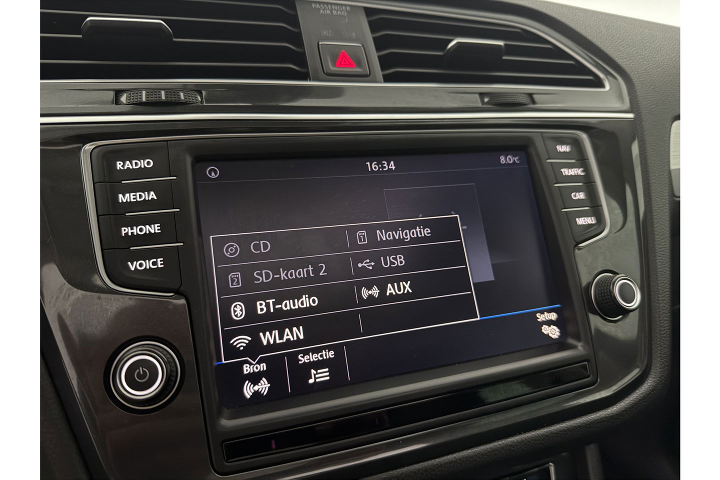Volkswagen Tiguan 1.4 TSI Pano LED Camera Carplay Adaptive-Cruise Clima Navi PDC 17"LMV