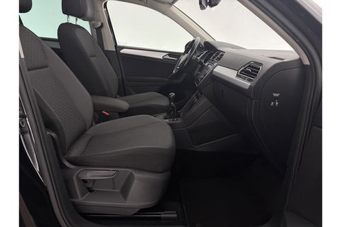 Volkswagen Tiguan 1.4 TSI Pano LED Camera Carplay Adaptive-Cruise Clima Navi PDC 17"LMV