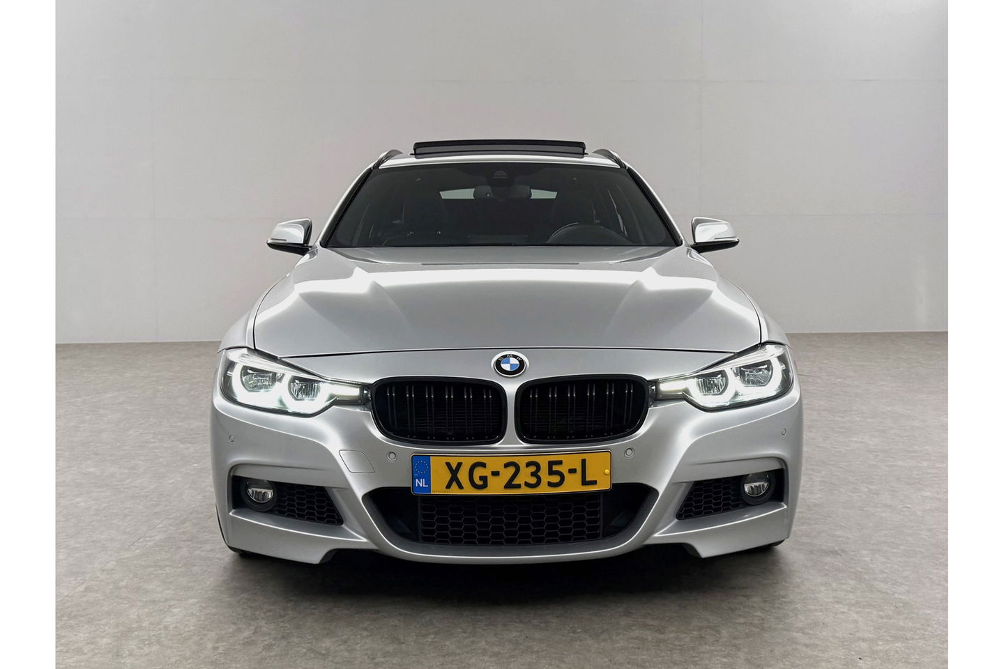 BMW 3 Serie 318i M Sport Pano LED Camera Clima Cruise Navi Head-up Display Leder PDC 18"LMV