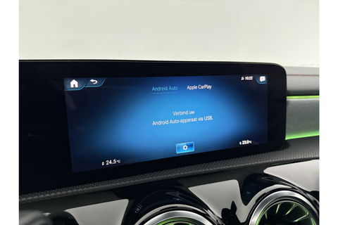 Mercedes-Benz CLA-Klasse 180 AMG Pano Sfeer LED Virtual Camera Clima Carplay Cruise Navi 18"LMV PDC Stoelverw.