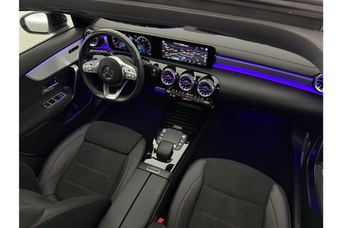 Mercedes-Benz CLA-Klasse 180 AMG Pano Sfeer LED Virtual Camera Clima Carplay Cruise Navi 18"LMV PDC Stoelverw.