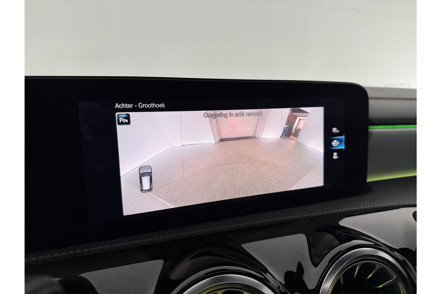 Mercedes-Benz CLA-Klasse 180 AMG Pano Sfeer LED Virtual Camera Clima Carplay Cruise Navi 18"LMV PDC Stoelverw.